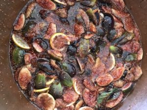 making fig jam